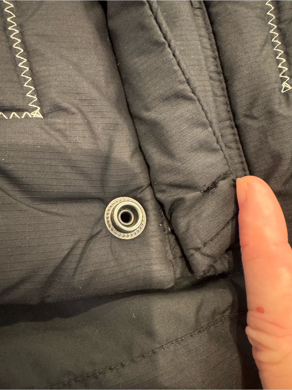 Helly Hansen Hooded Puffer Jacket View 5